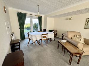 Dining Area- click for photo gallery